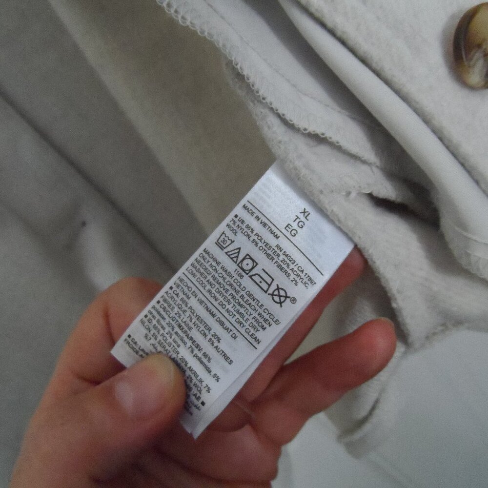 Old Navy- Soft Brushed Utility Shacket - A Touch of Wool - Size XL - Picture 6 of 9